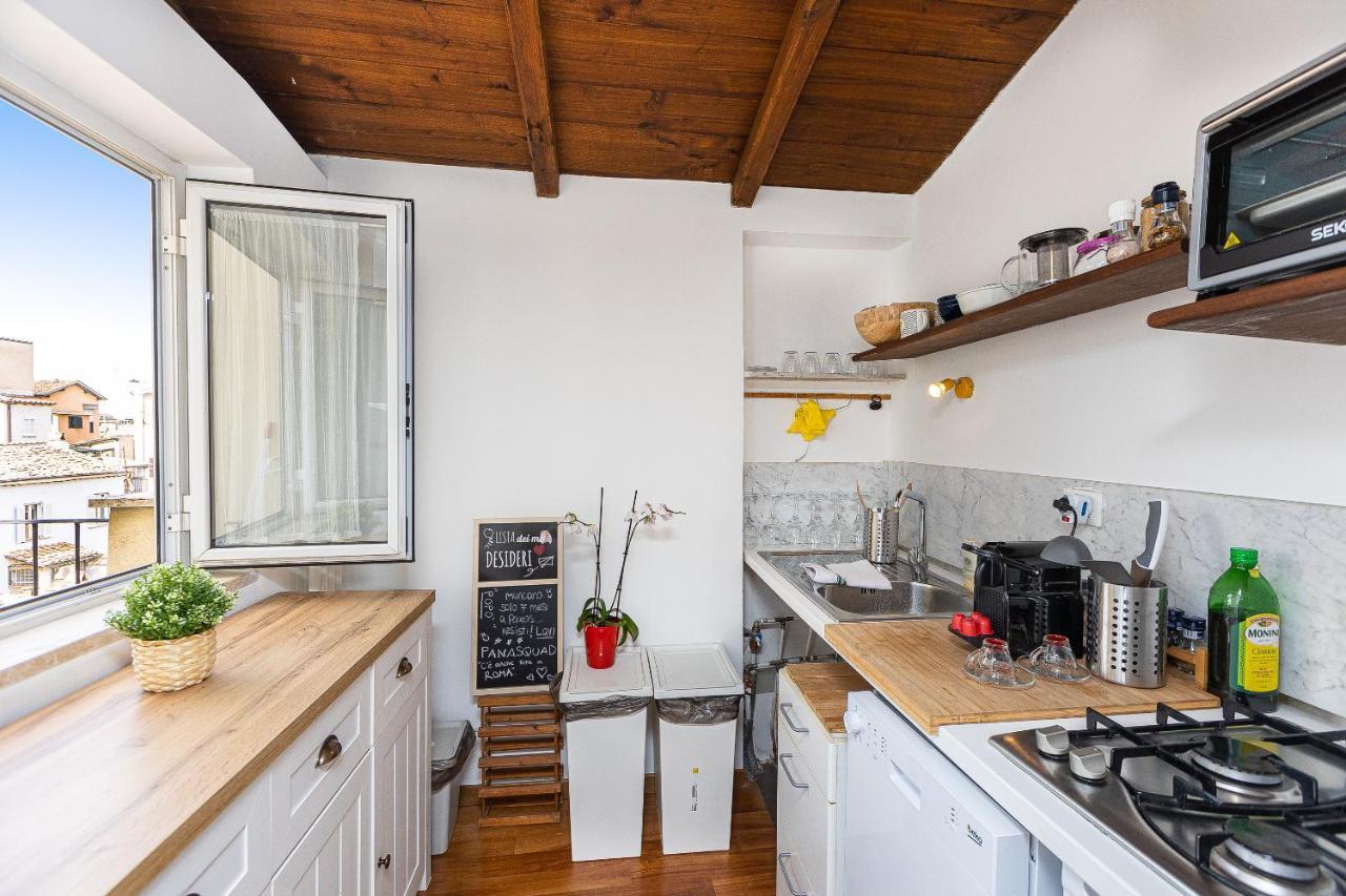 Campo De' Fiori Penthouse-Rental In Рим Экстерьер фото